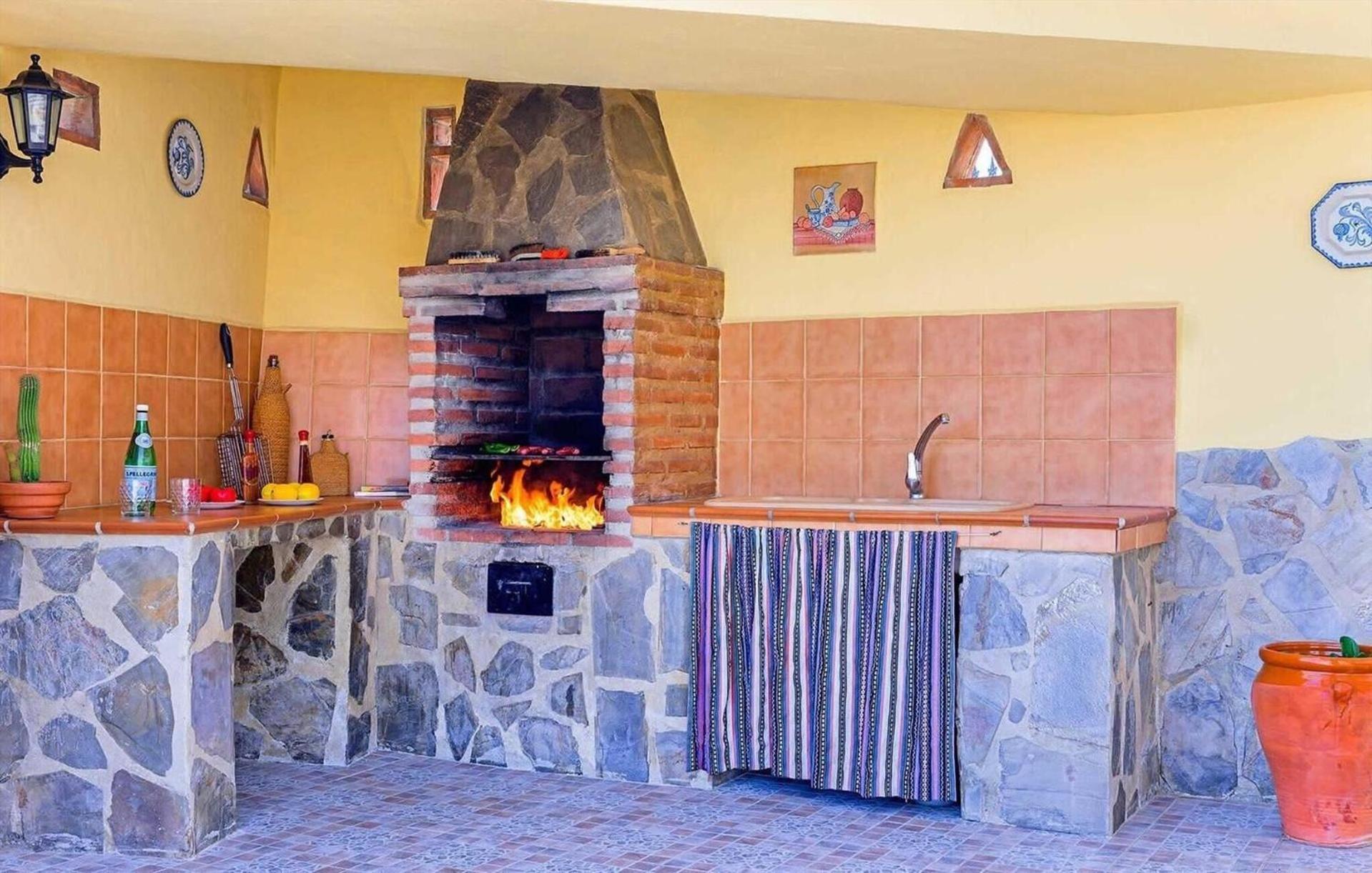Ferienhaus Mit Privatpool Fuer 6 Personen Ca 140 Qm In Nerja, Andalusien Costa Del Sol Exterior photo
